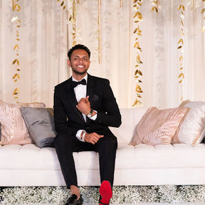 Meet your Posher, Neel